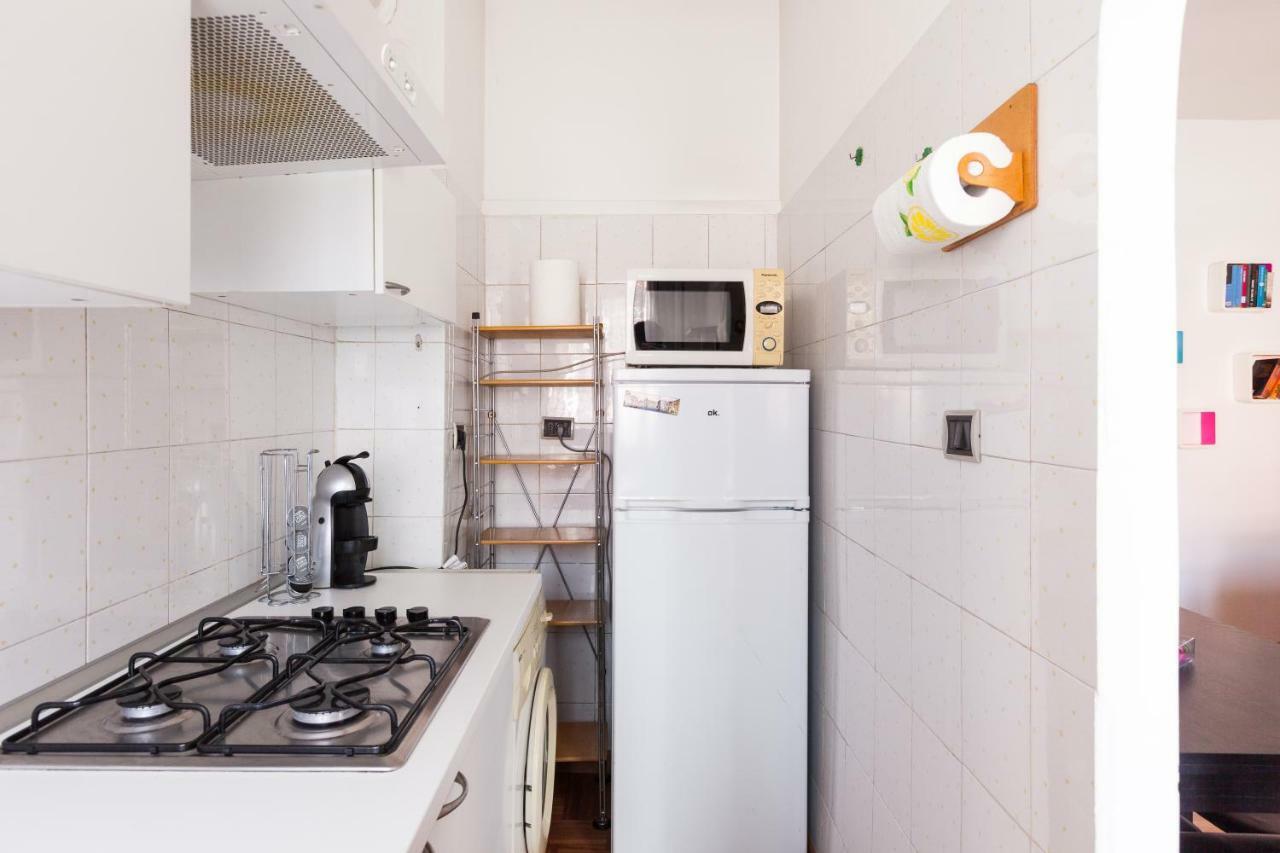 Milano Apartment Ana Esterno foto